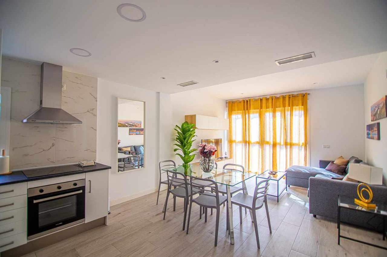 New Apartamento Centro De Torremolinos Con Parking Exterior foto